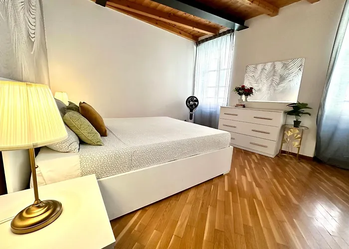 Stella Center Self Check-in Daire Bergamo